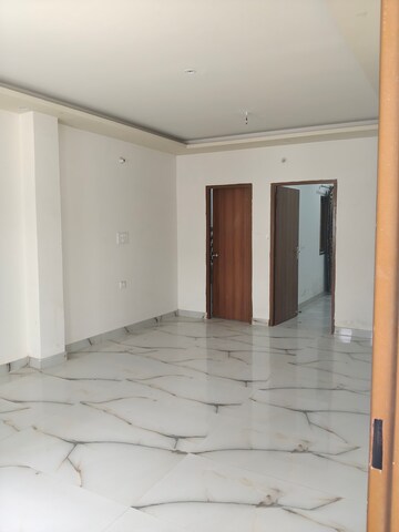 Building Lobby in 3 BHK Villa at Khodna Kalan – for Sale