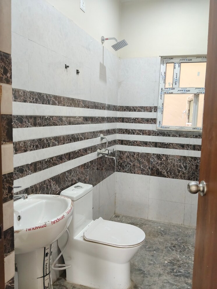 Bathroom, khodna kalan 3 Bedroom 1595 Sq.Ft. Villa In Khodna Kalan Greater Noida 9189752