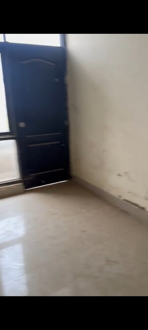 Room in 3 BHK Builder Floor at Aditya White Cottage, Dasna – for Sale