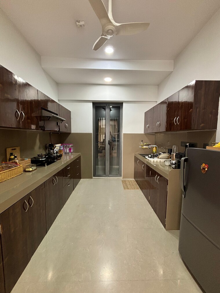 Kitchen, rustomjee-paramount 3 Bedroom 1400 Sq.Ft. Apartment In Khar West Mumbai 9189816