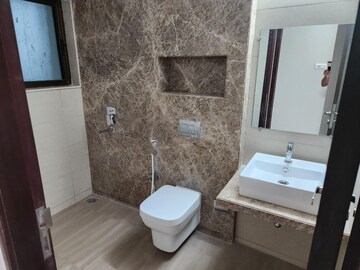 Bathroom in 3 BHK Apartment at Celestia Spaces, Parel – for Rent