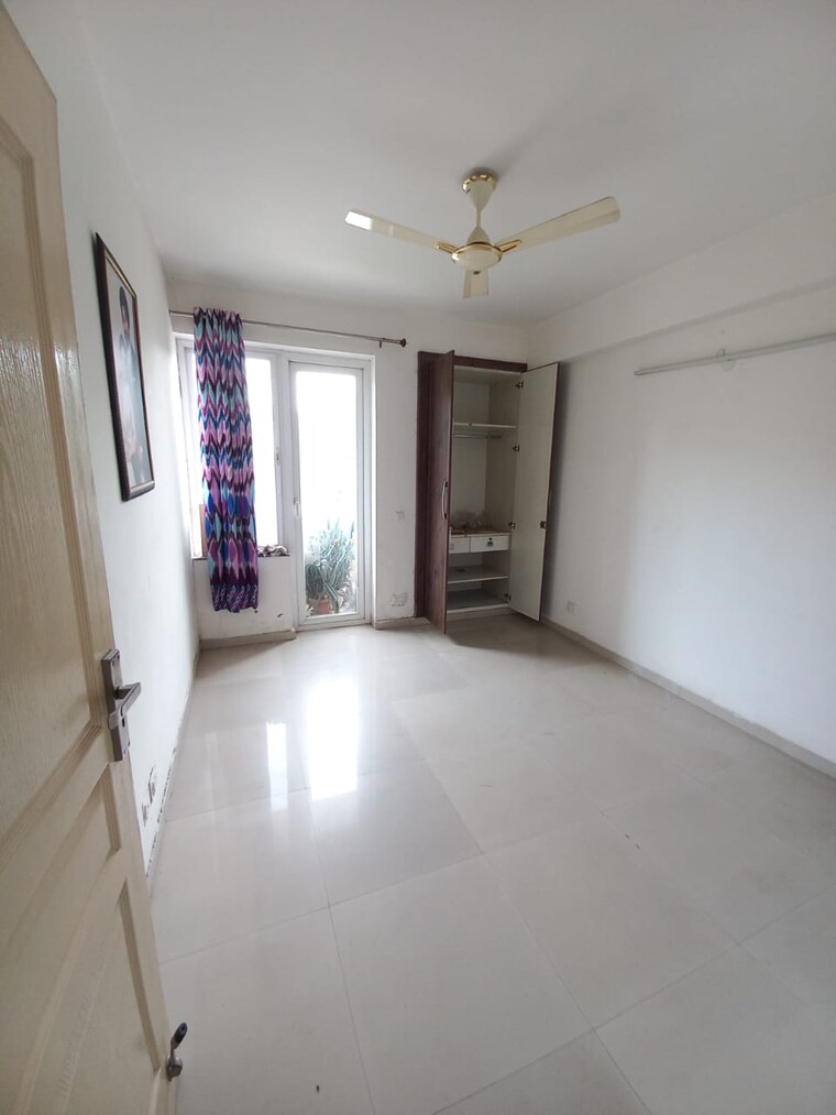 Room, corona-optus 2 Bedroom 1400 Sq.Ft. Apartment In Sector 37c Gurgaon 9189841