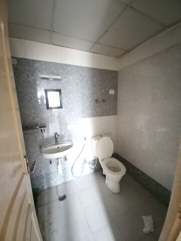 Bathroom in 2 BHK Apartment at Corona Optus, Sector 37c – for Rent