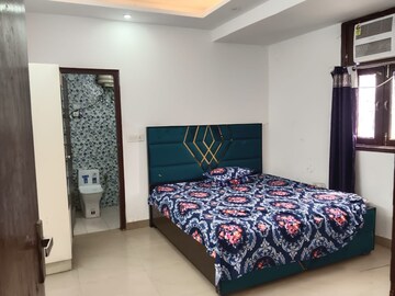 Bedroom in 2 BHK Builder Floor at Saket – for Rent