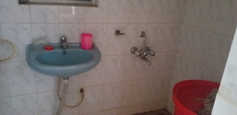 Bathroom, sun-paradise-apartment 3 Bedroom 1600 Sq.Ft. Apartment In Anand Nagar Pune 9189862
