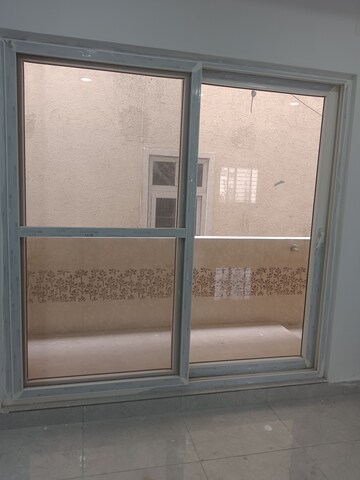 Room in 3 BHK Apartment at Kokapet – for Rent