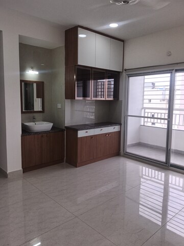 Room in 3 BHK Apartment at Kokapet – for Rent