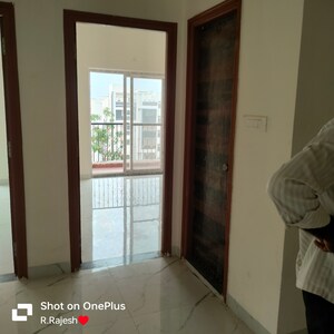 Room in 3 BHK Apartment at Khyathi Nilayam, Kondapur – for Sale