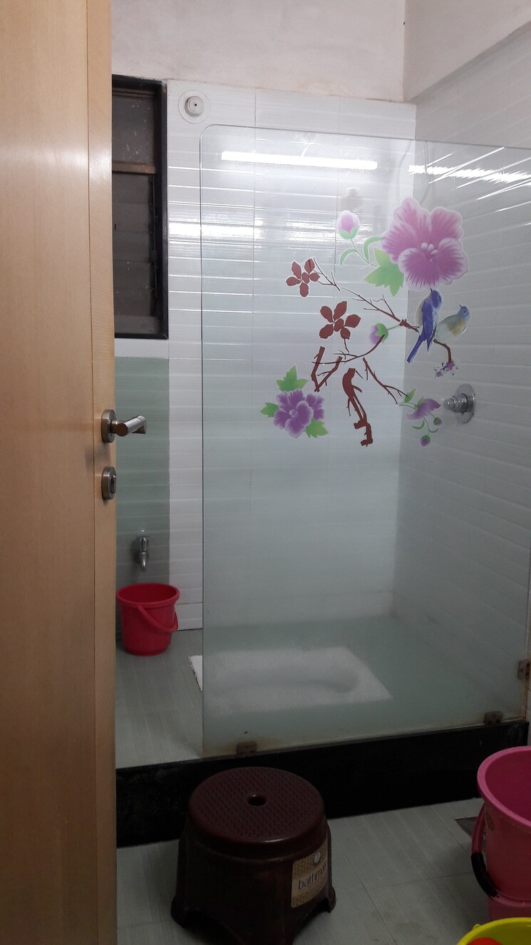 Bathroom, sun-planet 3 Bedroom 1520 Sq.Ft. Apartment In Anand Nagar Pune 9189949