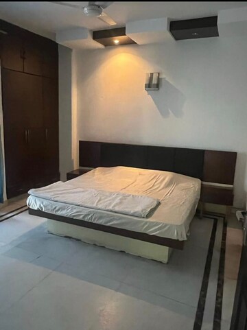 Bedroom in 3 BHK Apartment at Friends Colony – for Rent