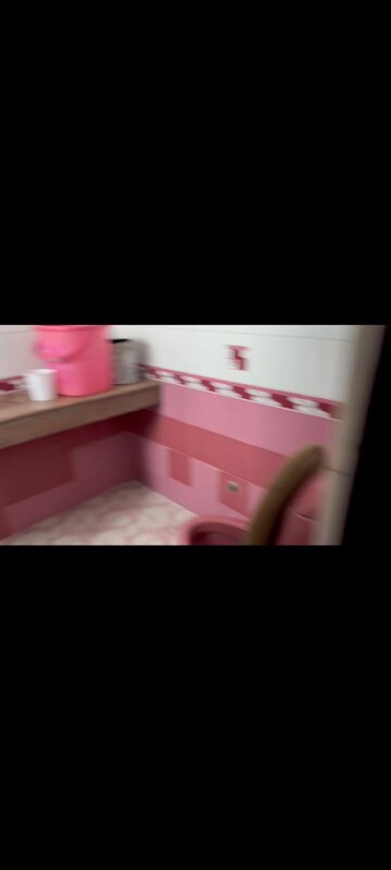 Furnished Amenities in 2.5 BHK Builder Floor at Sector 20 – for Rent