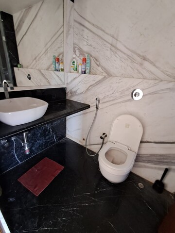 Team Area in 3 BHK Apartment at Ekta Panorama, Chembur – for Sale