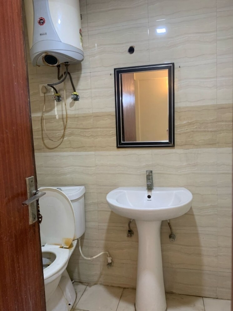 Bathroom, supertech-eco-suites 1 RK 455 Sq.Ft. Apartment In Sector 137 Noida 9190283