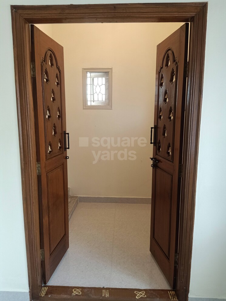 Room, domlur road 2 Bedroom 1352 Sq.Ft. Independent House In Domlur Road Bangalore 9190260