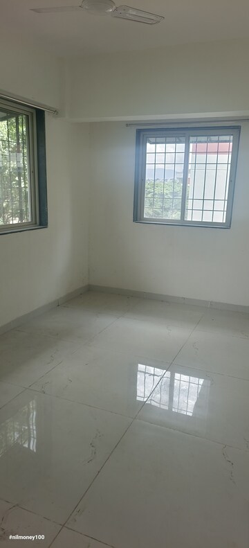 Room in 2 BHK Apartment at Warje – for Rent