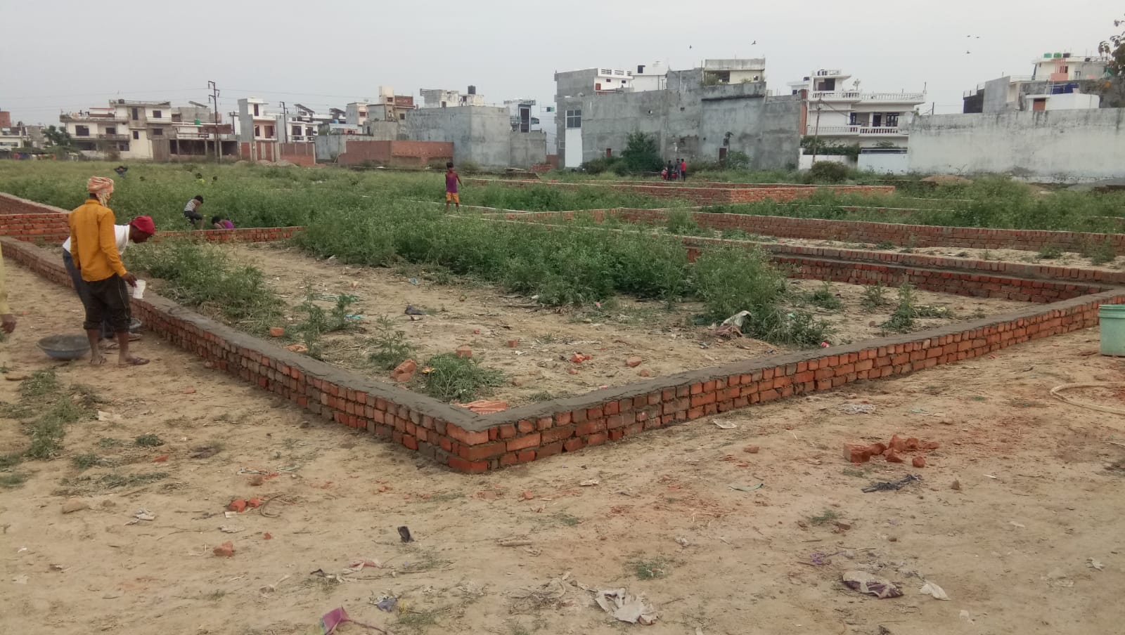 Plot For Sale in Manju Property