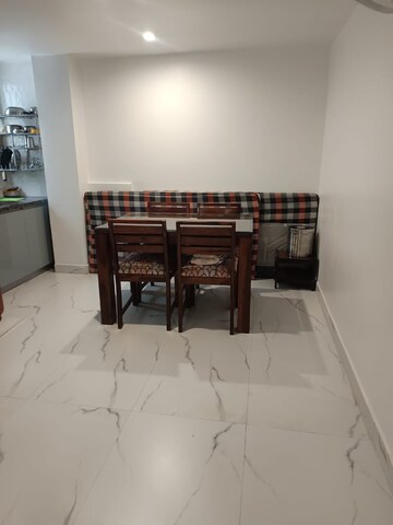 Balcony in 1 BHK Builder Floor at DLF City Phase IV, Dlf Phase iv – for Rent
