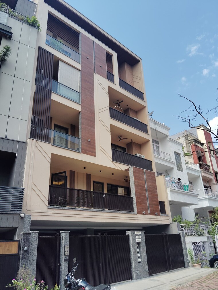 Exterior View, sarvodaya enclave 3 Bedroom 1600 Sq.Ft. Builder Floor In Sarvodaya Enclave Delhi 9190393
