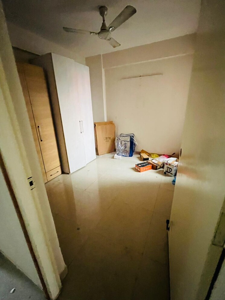 Cover Image, shree-vardhman-green-court 2 Bedroom 690 Sq.Ft. Apartment In Sector 90 Gurgaon 9190351