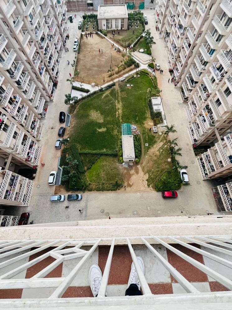 Exterior View, shree-vardhman-green-court 2 Bedroom 690 Sq.Ft. Apartment In Sector 90 Gurgaon 9190351