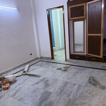 2 BHK Apartment For Rent in RWA Apartments Sector 116, Sector 116