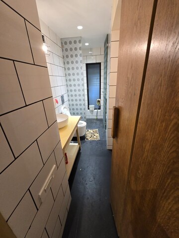 Attached Bathroom in  Office Space at Sunshine CHS Andheri, Andheri West – for Rent