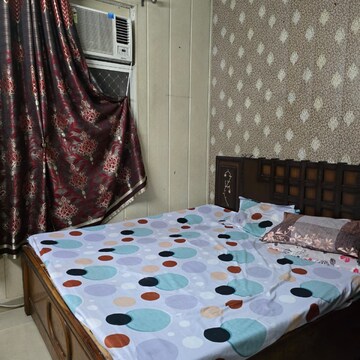 2 BHK Apartment For Rent in RWA Apartments Sector 70, Sector 70