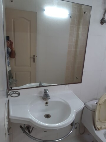 Attached Bathroom in 3.5 BHK Apartment at Orchid Island, Sector 51 – for Rent