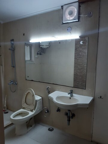 Bathroom in 3.5 BHK Apartment at Orchid Island, Sector 51 – for Rent