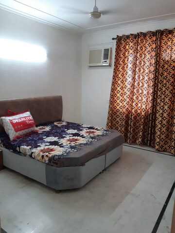 Bedroom in 3.5 BHK Apartment at Orchid Island, Sector 51 – for Rent