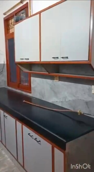 Furnished Amenities in 3 BHK Builder Floor at Saket – for Rent