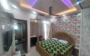 1 BHK Builder Floor For Rent in Vile Parle West