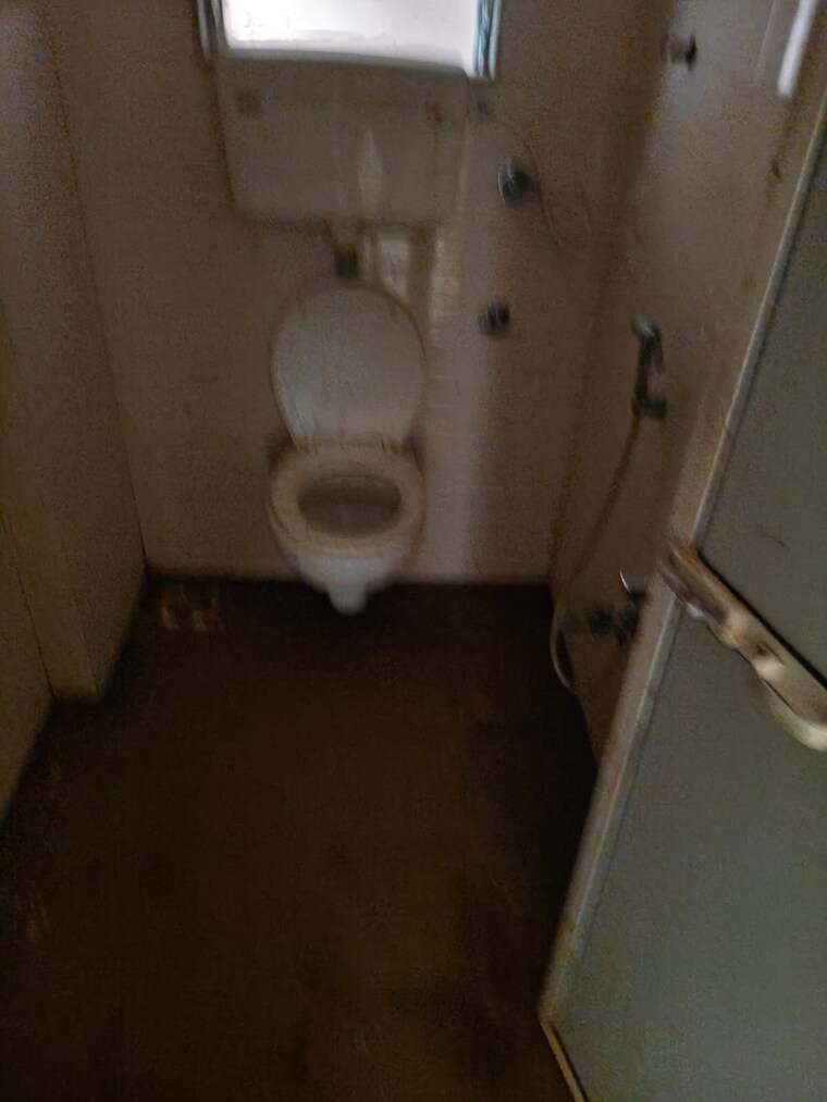 Bathroom, evershine-millennium-paradise 2 Bedroom 860 Sq.Ft. Apartment In Kandivali East Mumbai 9190589