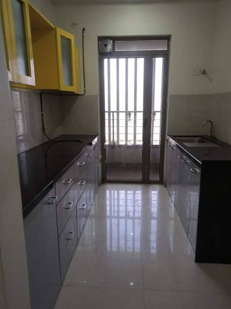 Kitchen, kalpataru-paramount 2 Bedroom 714 Sq.Ft. Apartment In Kapur Bawdi Thane 9190582
