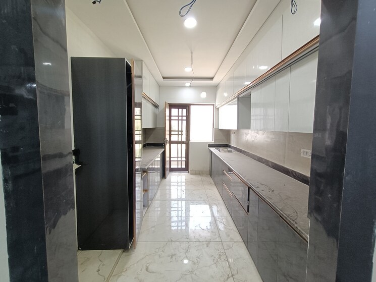 Kitchen/pantry, bptp-parklands 3 Bedroom 2250 Sq.Ft. Independent House In Sector 76 Faridabad 9190684
