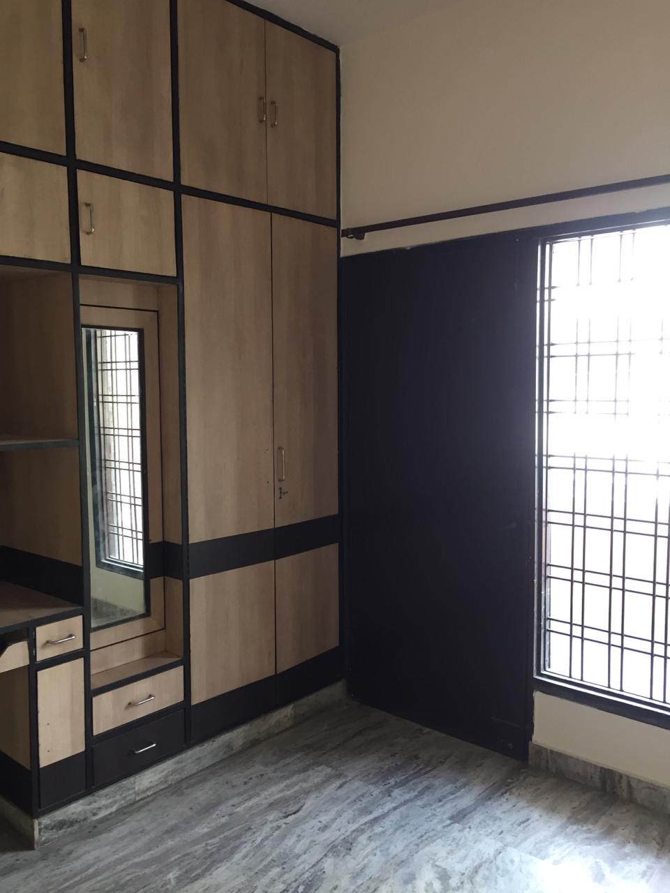2 BHK + Pooja Room Builder Floor For Rent in SectoR-28