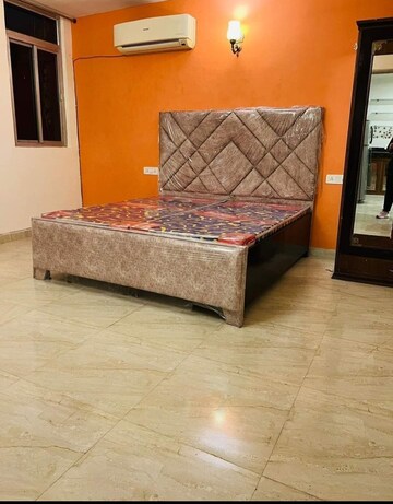 Bedroom in 2 BHK Builder Floor at Saket – for Rent