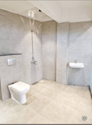 Bathroom in 4 BHK Apartment at Shapoorji Pallonji Siennaa, Kandivali East – for Sale