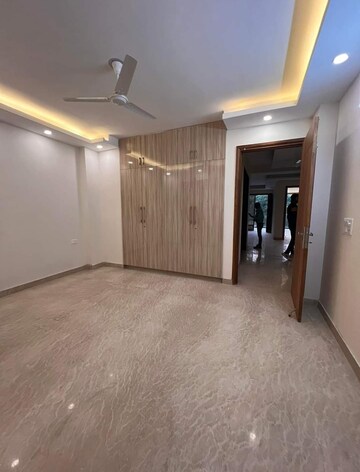 Room in 3 BHK Builder Floor at Freedom Fighters Enclave – for Rent