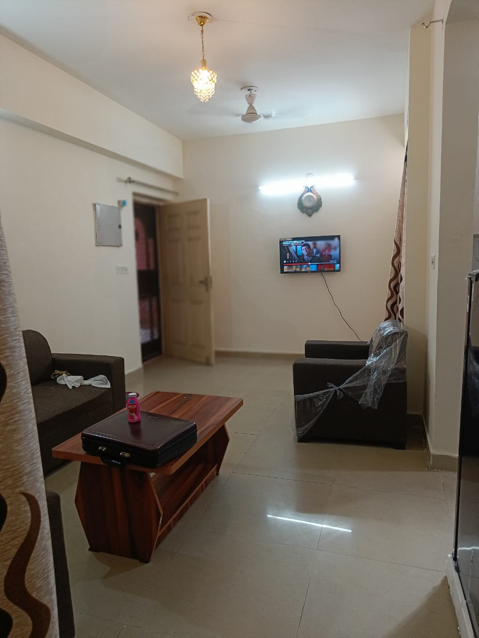 3 BHK + Servant Room Apartment For Rent in Sunworld Vanalika