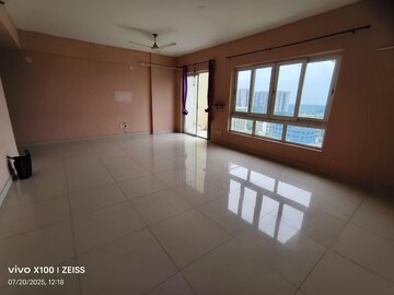 Room in 3 BHK Apartment at Elita Garden Vista, New Town – for Sale