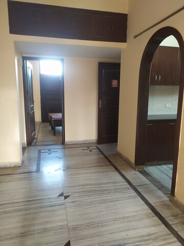 Living Room in 3 BHK Builder Floor at Sector 46 – for Rent