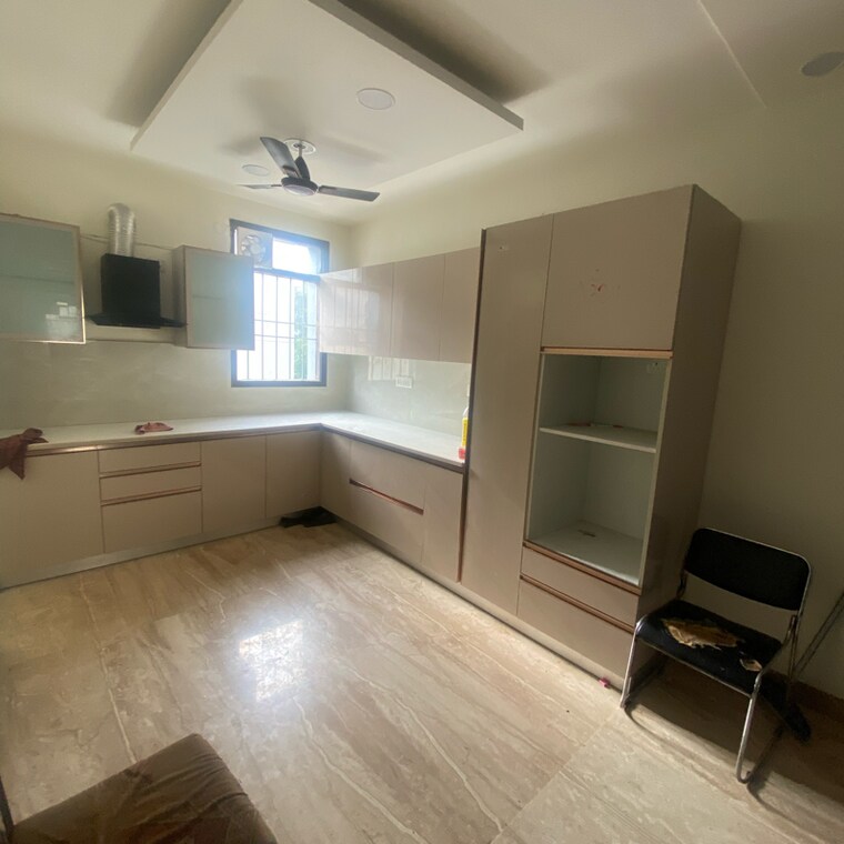 Kitchen, sector 21c 4 Bedroom 535 Sq.Yd. Builder Floor In Sector 21c Faridabad 9190740