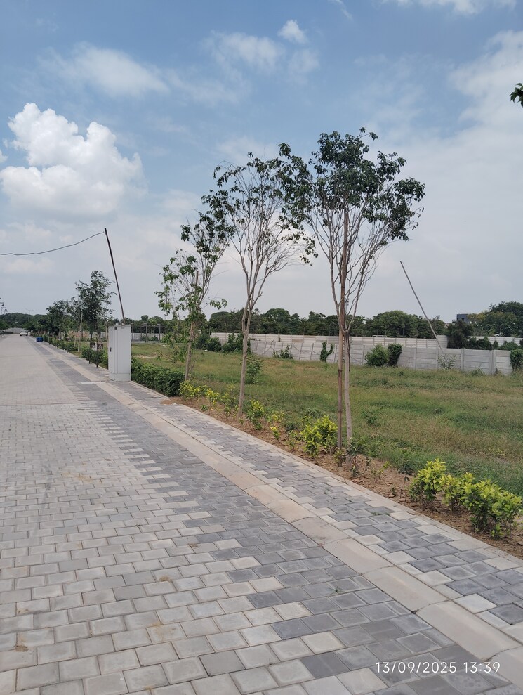 undefined, bptp-district-3  120 Sq.Yd. Plot In Sector 85 Faridabad 9190742