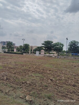 Plot Area in  Plot at BPTP District 3, Sector 85 – for Sale