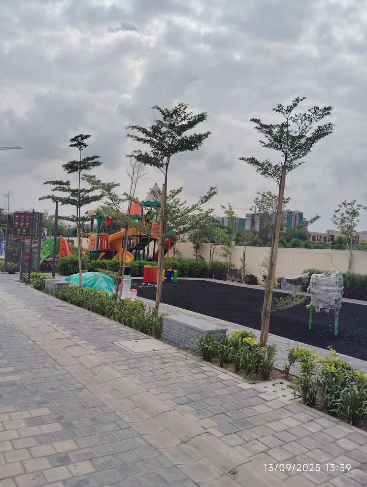 Exterior View, bptp-district-3  120 Sq.Yd. Plot In Sector 85 Faridabad 9190742