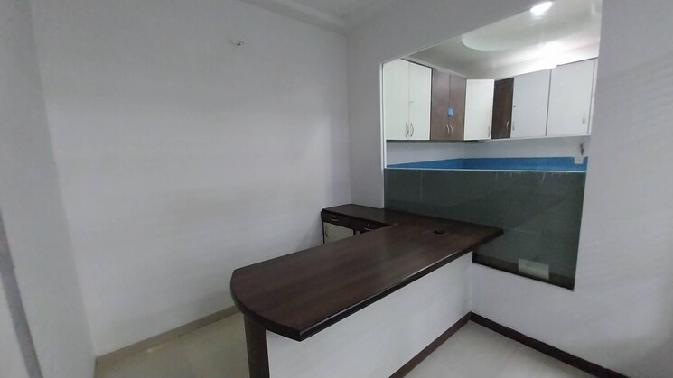 Kitchen, sun-mill-compound Commercial Office Space 1670 Sq.Ft. In Lower Parel Mumbai 9190736