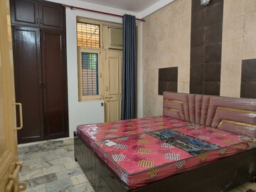 Bedroom in 2 BHK Builder Floor at RWA Apartments Sector 41, Sector 41 – for Rent