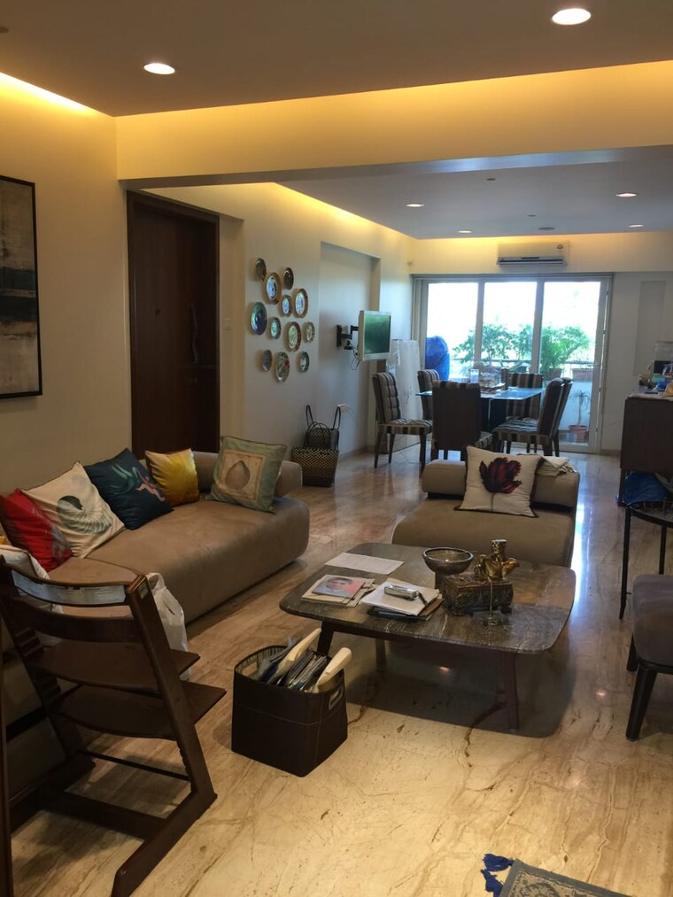 Living Room, marine drive 3 Bedroom 1200 Sq.Ft. Apartment In Marine Drive Mumbai 9190821
