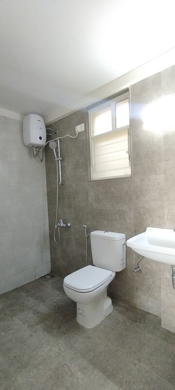Bathroom in 2.5 BHK Apartment at Nanded City Sur, Nanded – for Rent